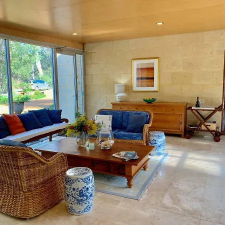 Wilderness House-3